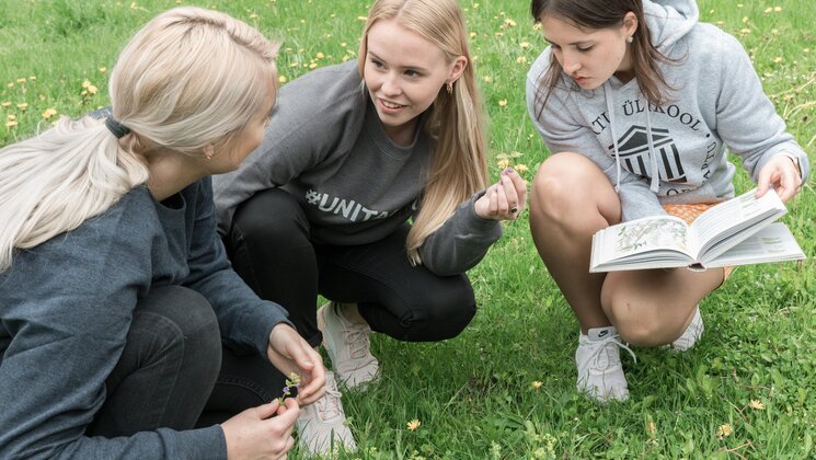 LT üliõpilased välipraktikumis